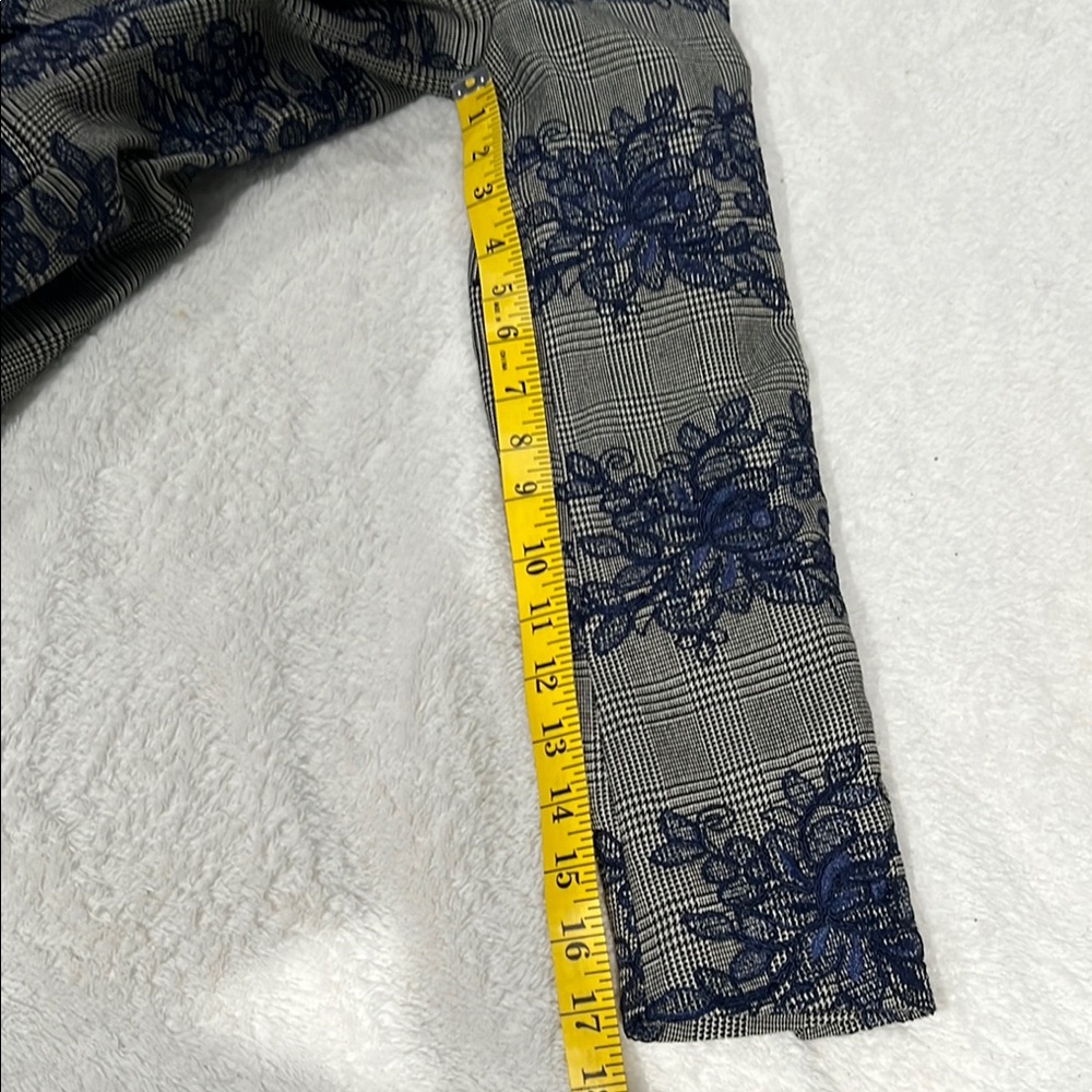 Zara Basic Collection Plaid Floral Embroidered Blazer/Jacket, Small - Picture 7 of 11